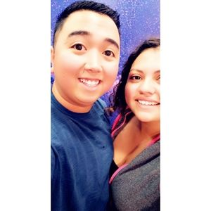 Meet your Posher, Akayxia